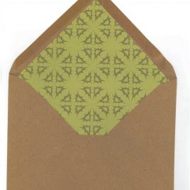 מארז 100 מעטפות קראפט סגנון רטרו גודל 13.5X18.5 ס”מ עם בטנה מודבקת