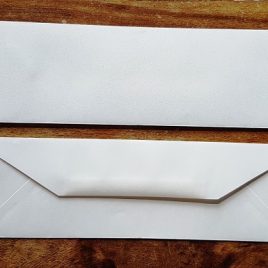 מעטפה מלבנית מידה 7.5X24 ס”מ לבן ממוחזר