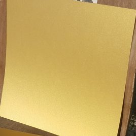 נייר שימר  זהב זהב נוצץ-   240 גרם גודל 12X12 אינץ