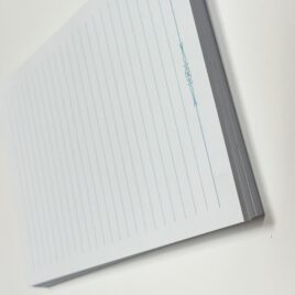 100 דפי שורה טורקיז בהיר עם עיטור עדין, נייר לבן איכותי 90 ג”ר גודל 15X21 ס”מ- A5