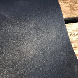 שחור מחוספס  מטאלי -ציפוי גמיש  לכריכה קשה  גודל 50X70 ס”מ