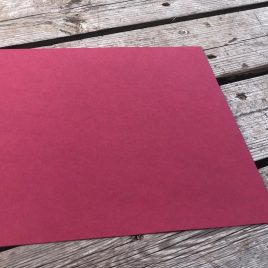 נייר אדום בעל טקסטורה 4 יחידות  250 גרם גודל 12X12 אינץ