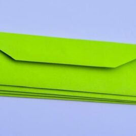 100 מעטפות גוון ירוק עז מידה 23X7 ס”מ 120 גרם