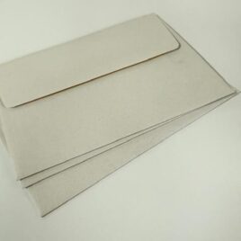 100 מעטפות כחול שמנת אוף וואיט מידה 15.5* 11 ס”מ 120 גרם