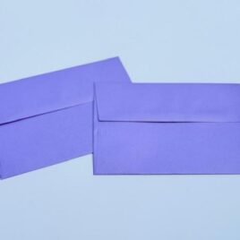 100 מעטפות סגול ספרקלס 13X18 ס”מ 120 גרם