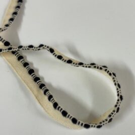 קפיטל לכריכה קשה גוון שחור מנוקד 50 ס”מ